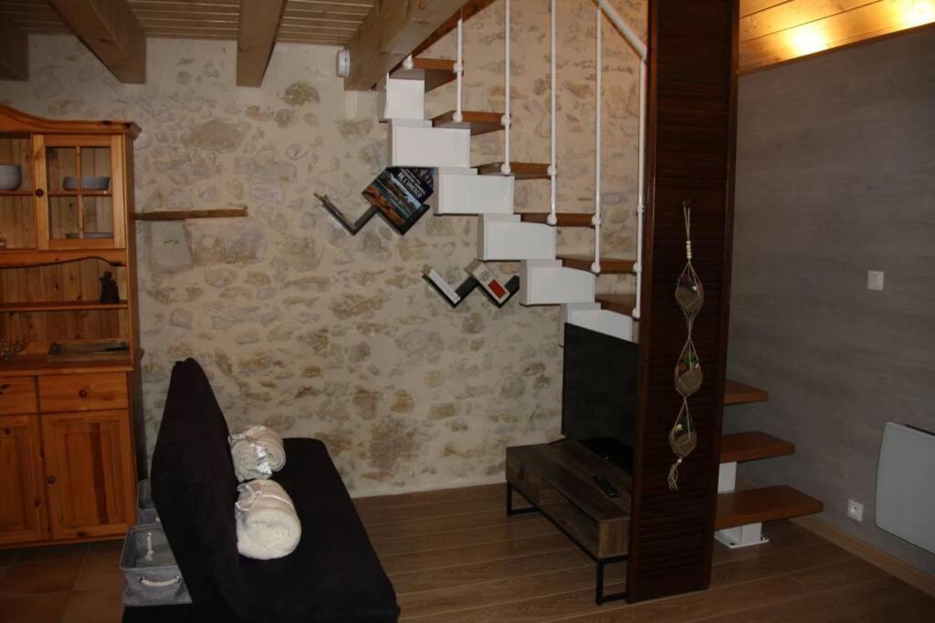 Le Portougais, Chalet A Chanaz, La Petite Venise Savoyarde Eksteriør billede